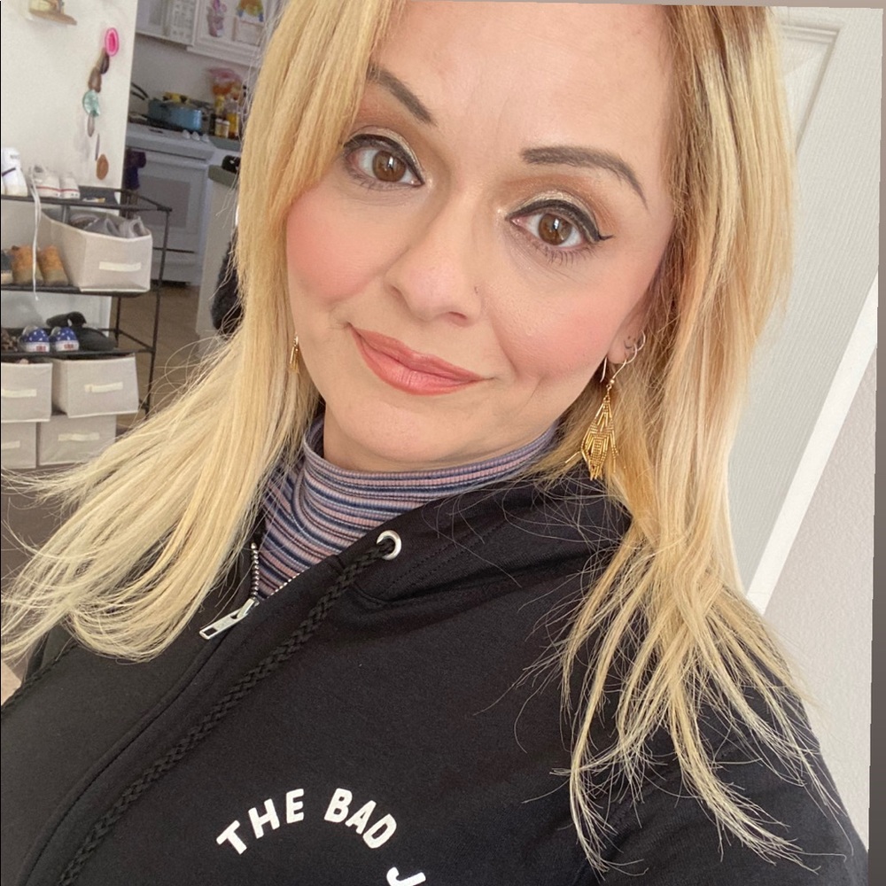 Meet your Posher, Cindy